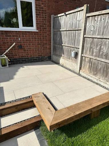 PT Paving concrete base and edging detail